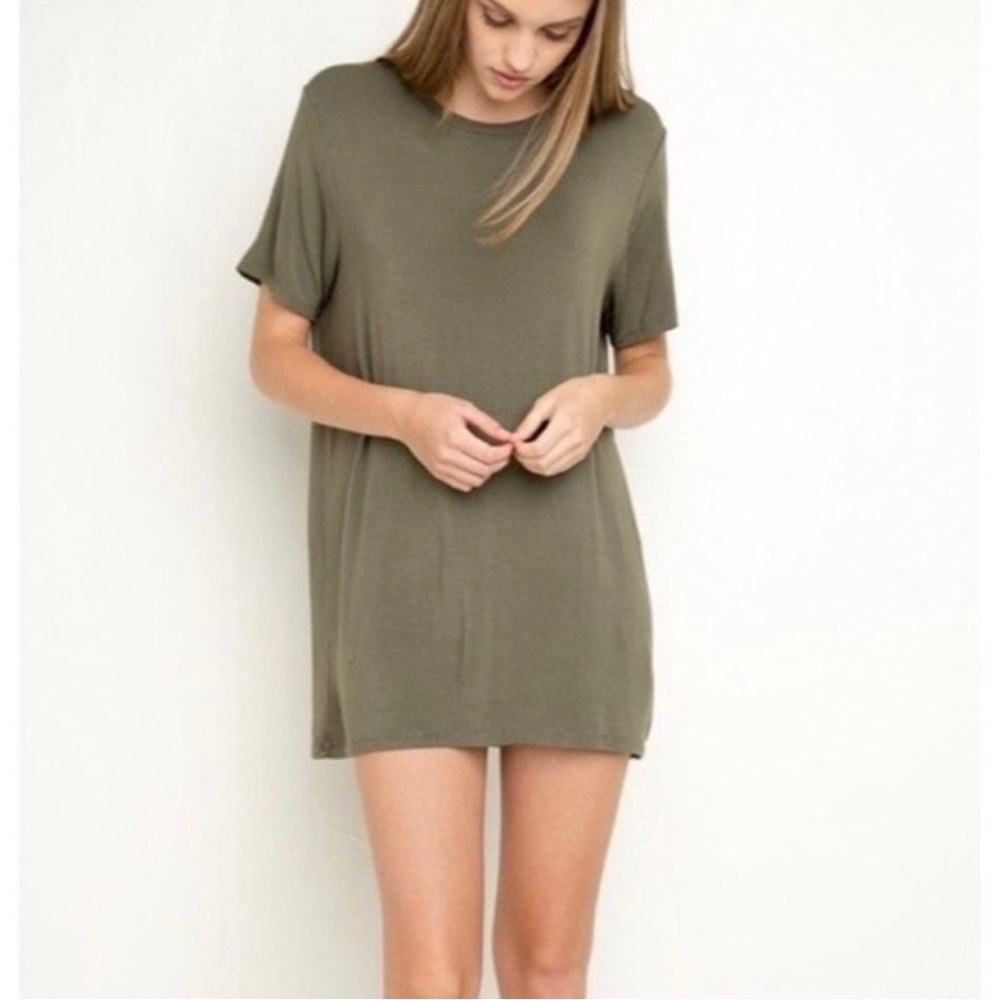 Brandy Melville green tshirt dress